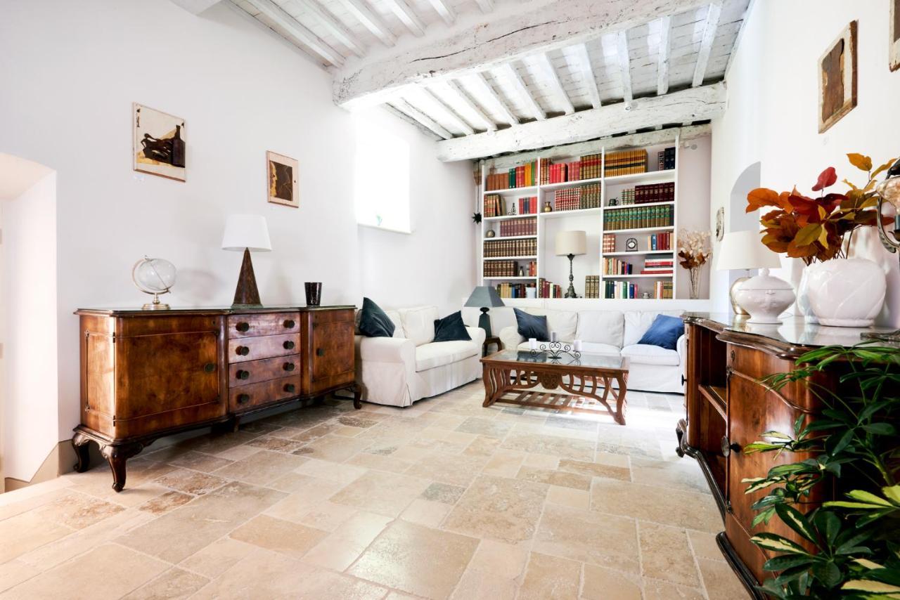 Palazzo Pio III - Residenza D'Epoca Bed & Breakfast Sarteano Exterior photo